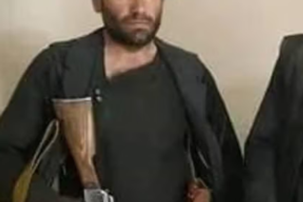 مصادر: طالبان تقتل عسكريًا سابقًا عاد من إيران في فارياب