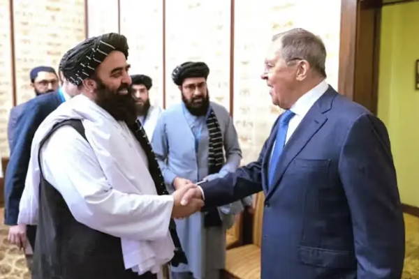 الولايات المتحدة تحذر الدول من دعم طالبان