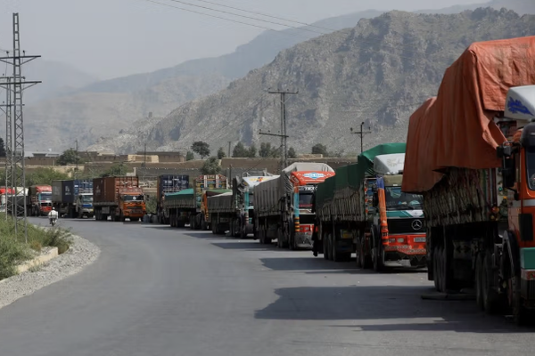 انخفاض بنسبة 60٪ من صادرات باكستان إلى أفغانستان