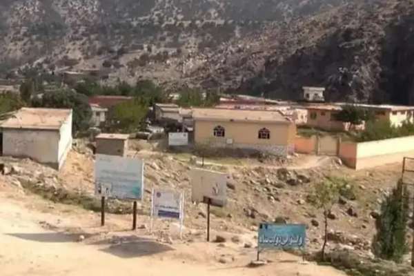 Former Afghan Security Forces Members Detained By Taliban Following Expulsion From Iran