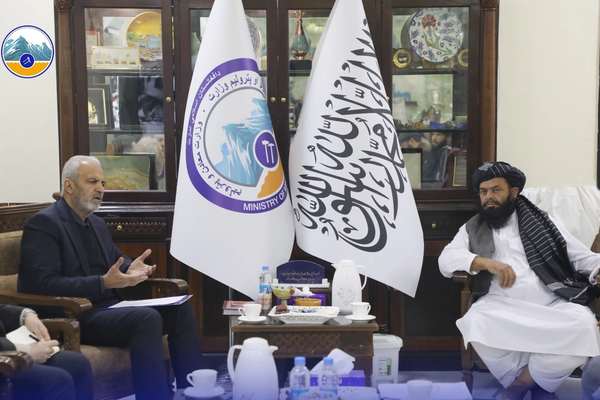 ایران طالبانو ته د افغانستان د اوسپنې او تیلو په کانونو کې د پانګونې وړاندیز کړی