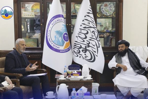 ایران طالبانو ته د افغانستان د اوسپنې او تیلو په کانونو کې د پانګونې وړاندیز کړی