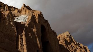 از قلمرو طالبان تا نیروگاه چرنوبیل؛ آیا افغانستان "مقصد شماره یک جهانگردان" شده است؟