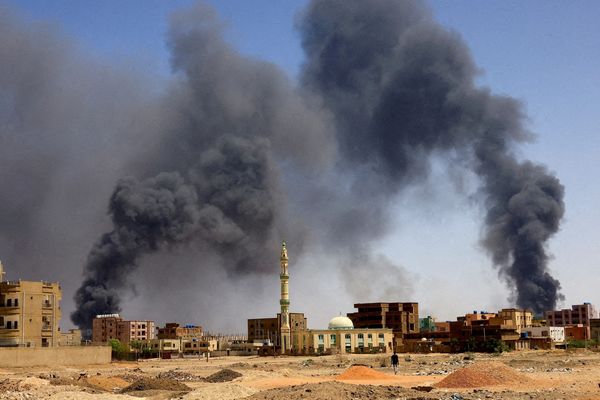 آخرین پایگاه ارتش سودان در دارفور به دست شبهنظامیان شورشی افتاد