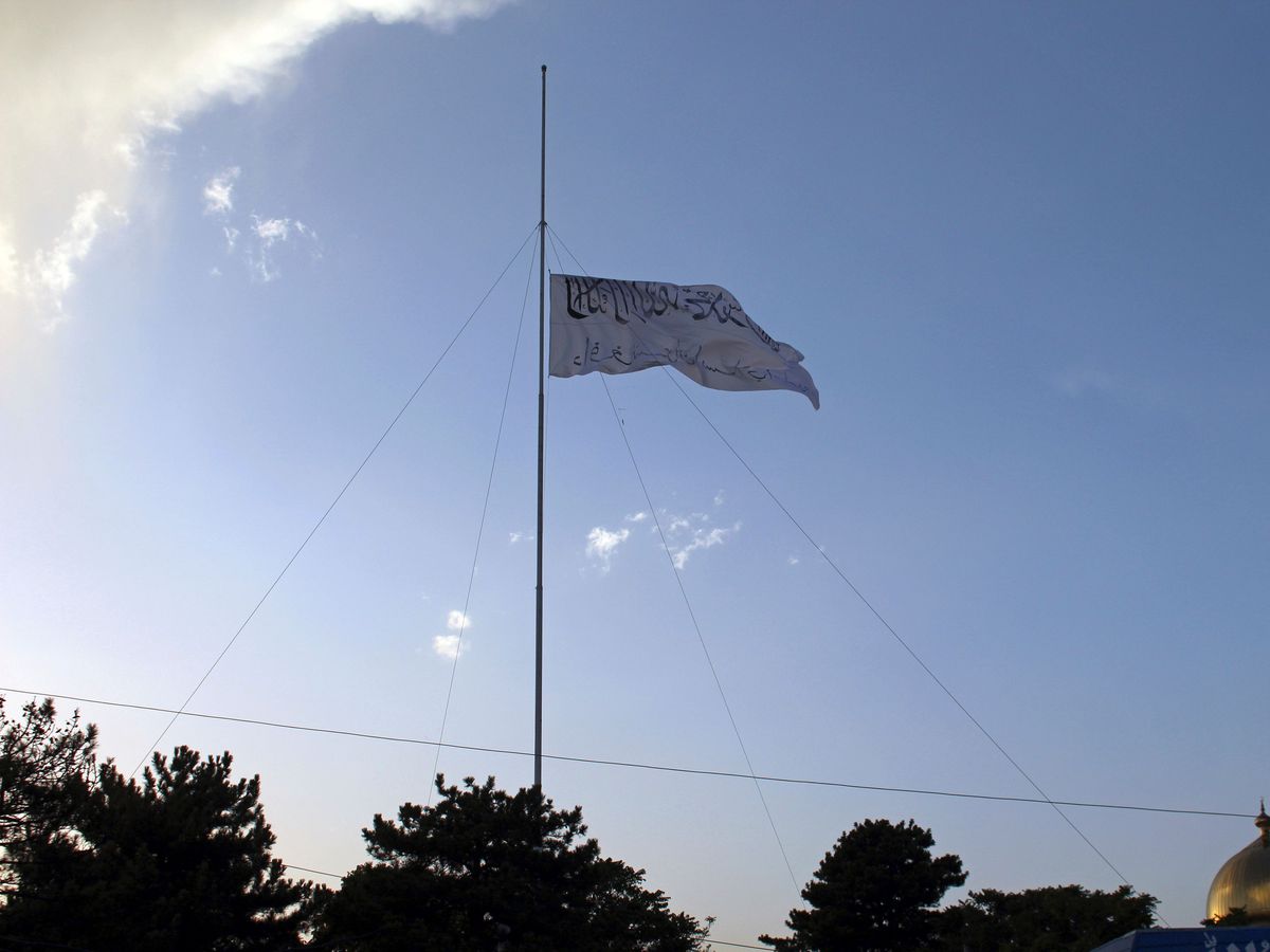 طالبان در ننگرهار فردی را به اتهام «زمزمه ترانه به طرز آهنگ» دستگیر کرده است