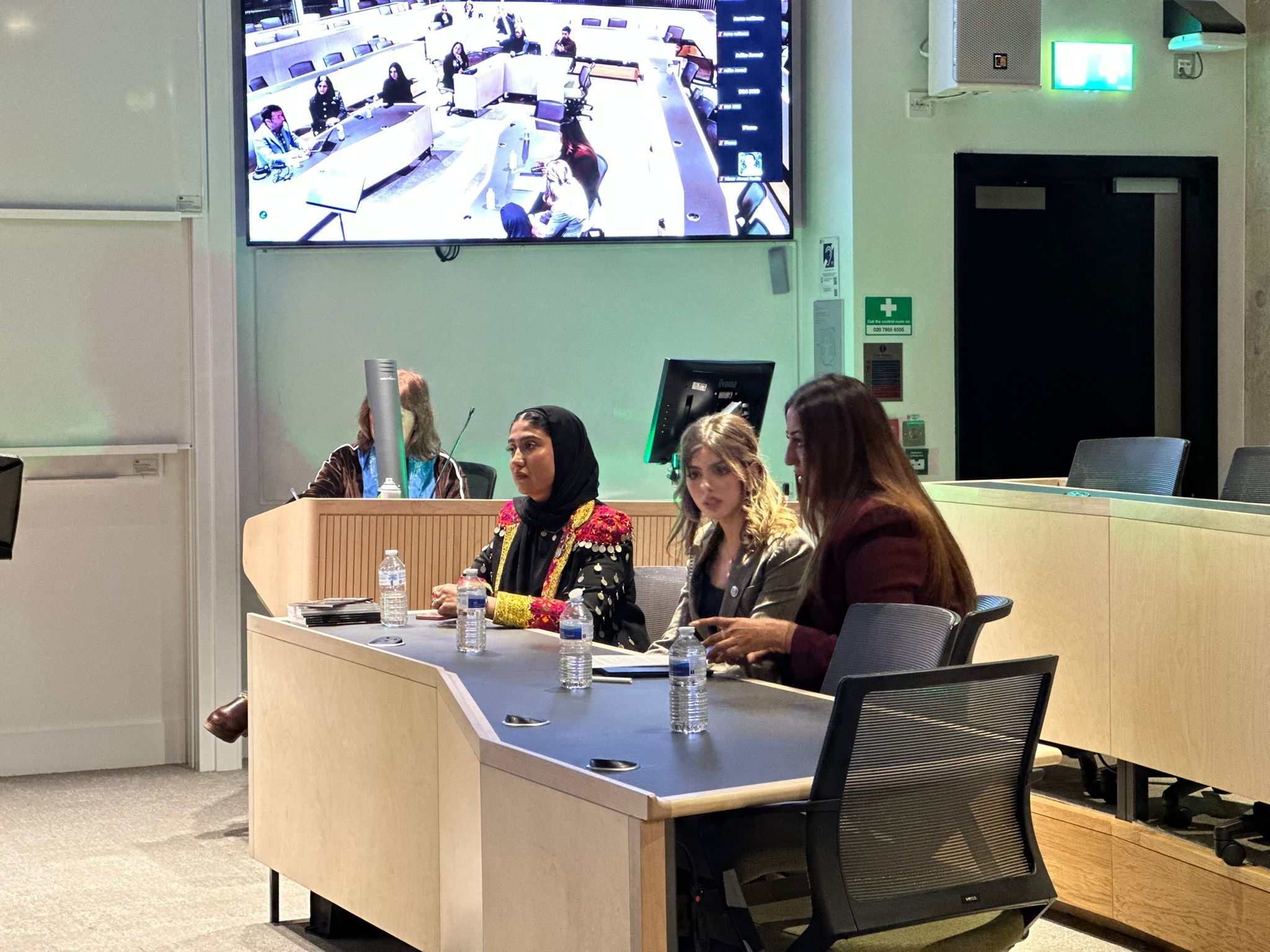 په لندن کې د افغانستان د رواني روغتيا په اړه نړیواله غونډه ترسره شوه