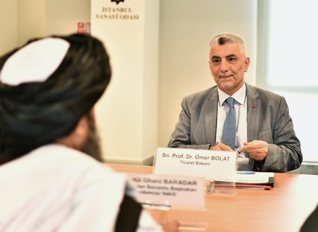 طالبان: ملا برادر با وزیر تجارت ترکیه درباره همکاری‌های اقتصادی گفت‌وگو کرده است