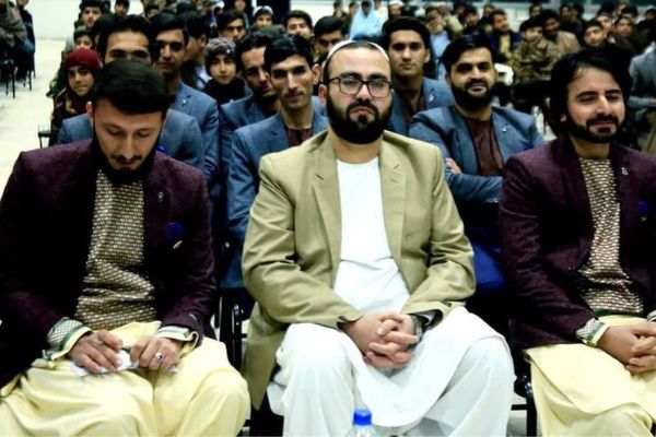 طالبانو په کندهار کې د یوه خصوصي ښوونیز مرکز مسوول زندان ته اچولی