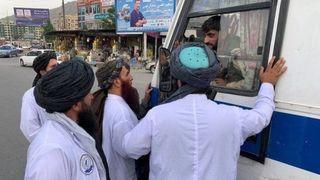 د یوناما تازه راپور: د طالبانو د امر بالمعروف قانون پر افغانانو د ژوند کړۍ تنګه کړې ده