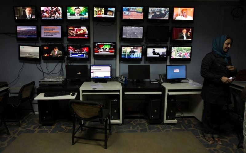 د افغان خبریالانو مرکز: طالبانو سږ کال ۲۲ رسنۍ تړلې او ۵۰ خبریالان یې نیولي دي