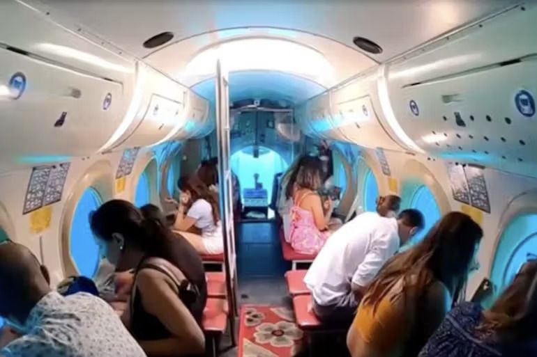 شش گردشگر روس پس از غرق شدن زیردریایی در دریای سرخ نزدیک مصر کشته شدند