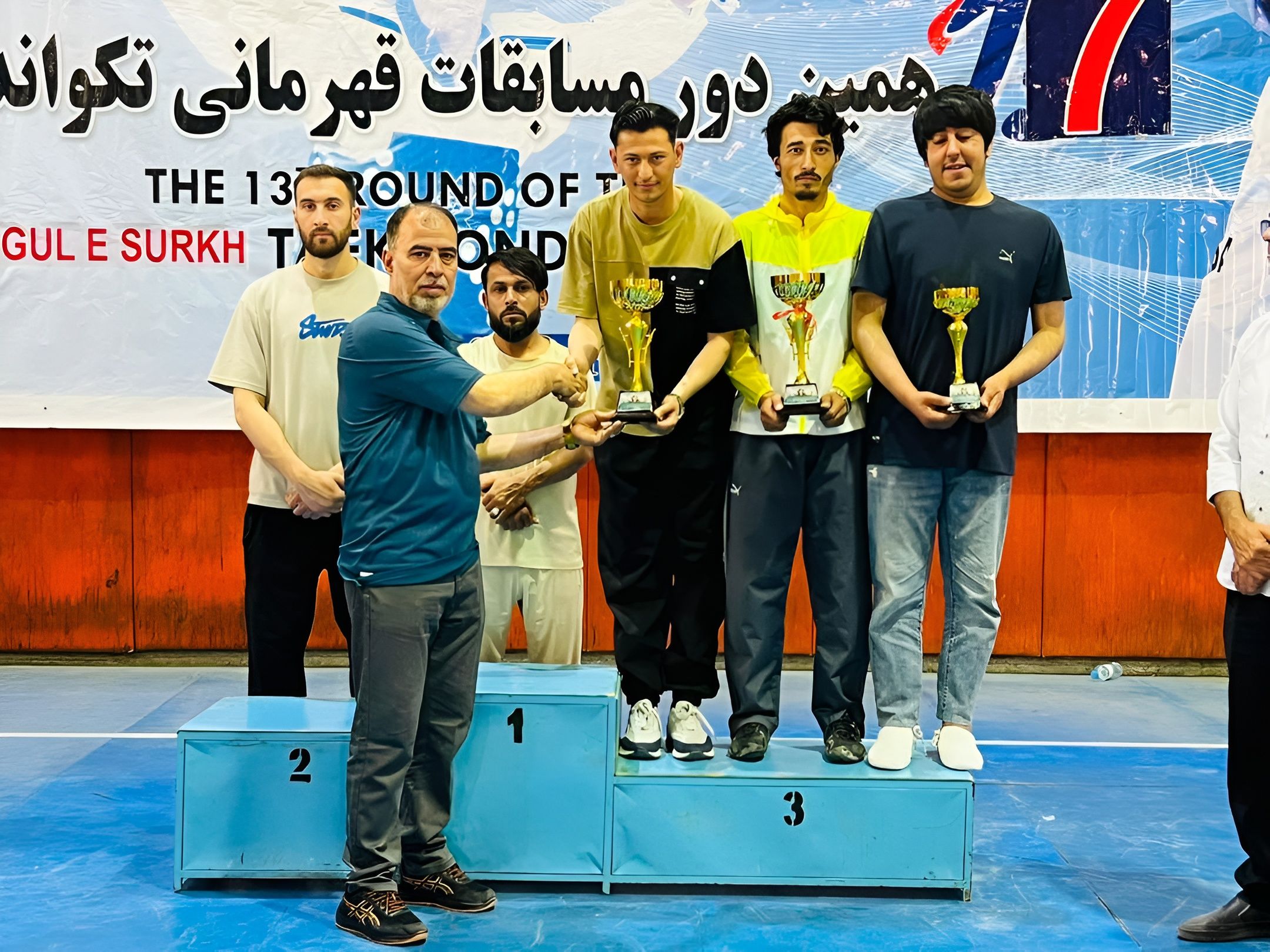 قهرمانی پروان در هفدهمین دور رقابت‌های تکواندو «جام گل سرخ» مزار شریف