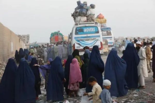 115 Migrant Families Return from Pakistan & Iran, Says Taliban