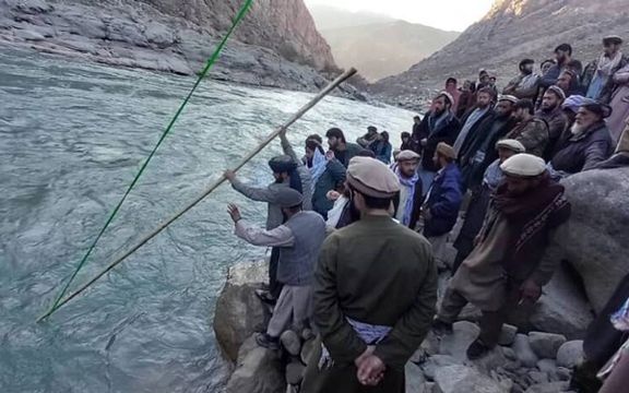 په بدخشان ولایت کې د یوې ترافیکي پېښې له امله ۶ کسان مړه شوي