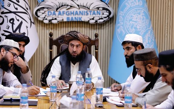 طالبان وايي بانکي سکټور د اسلامي کېدو په بشپړ بهیر کې داخل شوی