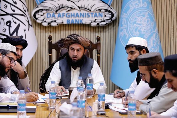 طالبان وايي بانکي سکټور د اسلامي کېدو په بشپړ بهیر کې داخل شوی