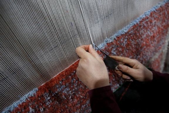 رئیس اتحادیه قالین ترکیه: با کاهش مالیات، صادرات قالین افغانستان به اروپا را تسهیل میکنیم