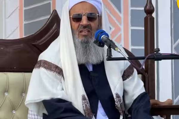 مولوی عبدالحمید خطاب به جمهوری اسلامی: نیروهای نیابتی را وارد ایران نکنید