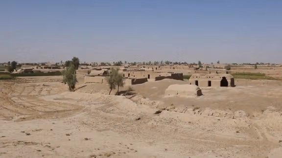 په کندهار کې په یوې چاودنه کې د یوې کورنۍ ۲ غړي وژل شوي او ۷ نور یې ټپيان دي