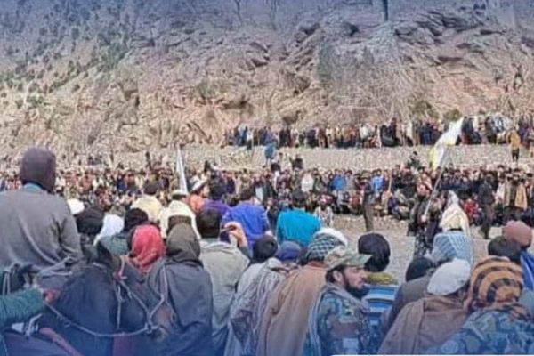 د نورستان په منډول ولسوالۍ کې د ١٦ لوبډلو ترمنځ د وزلوبې سيالۍ پاى ته ورسېدې