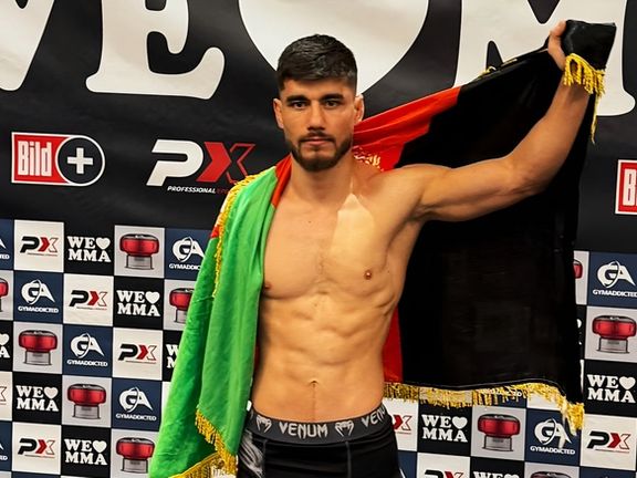 فیاض حقپرست ورزشکار افغان، امشب مقابل حریفی از صربستان وارد قفس مبارزه میشود