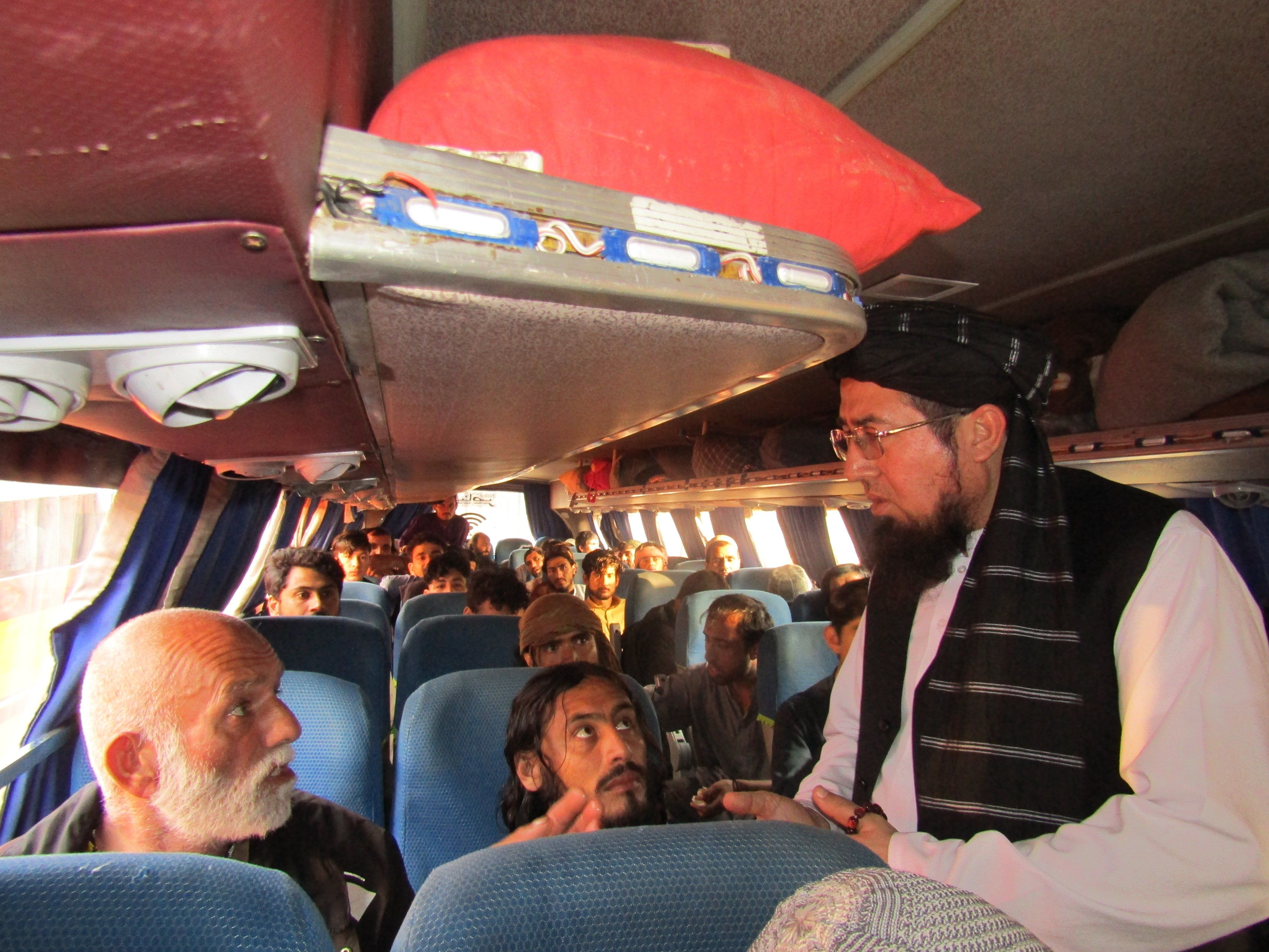 قنسولگری طالبان: چهل شهروند افغانستان از زندان‌های کراچی در پاکستان آزاد شدند