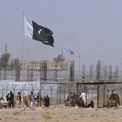 د کابل او اسلام اباد کړکېچ؛ طالبان وایي، پرون پر سپین بولدک سلګونه افغانان ور ستانه شوي