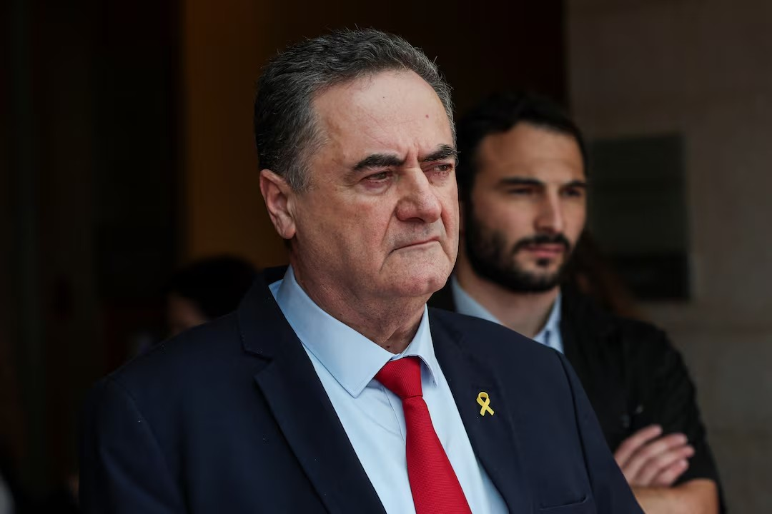 د اسراییل د دفاع وزیر: خامنه‌یي باید نور پاتې نه شي