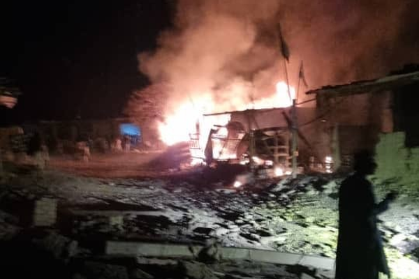 سرچینې: بېګاه شپه د پکتیکا پر برمل ولسوالۍ هوايي برید شوی
