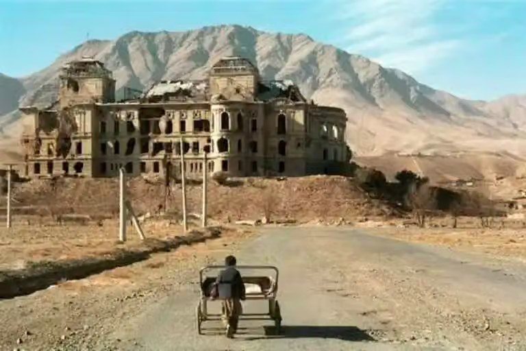 جيل 2001.. شباب في العشرينيات عاشوا وجهين مختلفين لأفغانستان