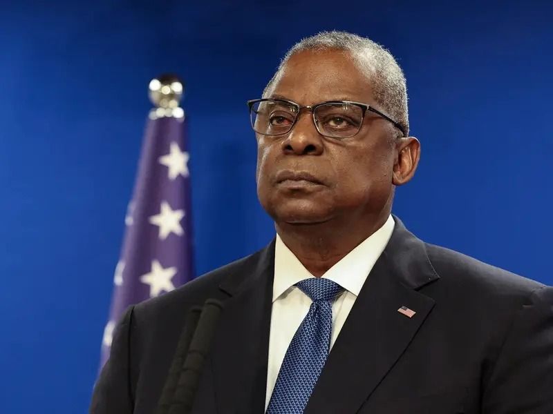 وزیر دفاع امریکا از شفاخانه مرخص شد و کار خود را از سر گرفت