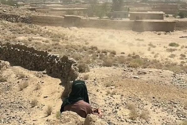 منابع: هفت غیرنظامی در حمله نیروهای پاکستانی در هلمند کشته شدند