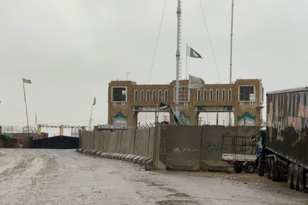 د سپین بولدک – چمن دروازه په لنډمهالي ډول پرانېستل شوه