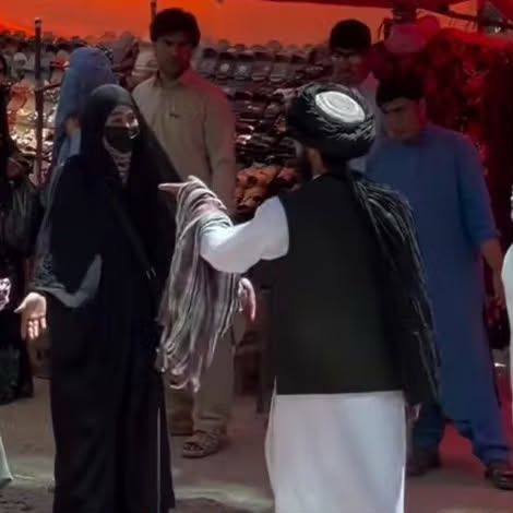 طالبان در هرات دستور داد زنانی که صورت خود را نمیپوشانند، «بازداشت شوند»