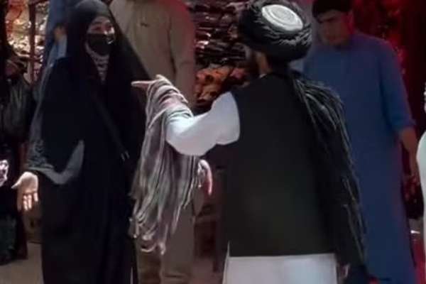 Taliban In Herat Order Arrest Of Women Who Do Not Cover Their Faces