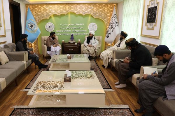 طالبان وايي د تېر کال هر حاجي ته درې زره و ۹۳۶ اضافه شوې افغانۍ بېرته ورکول کیږي