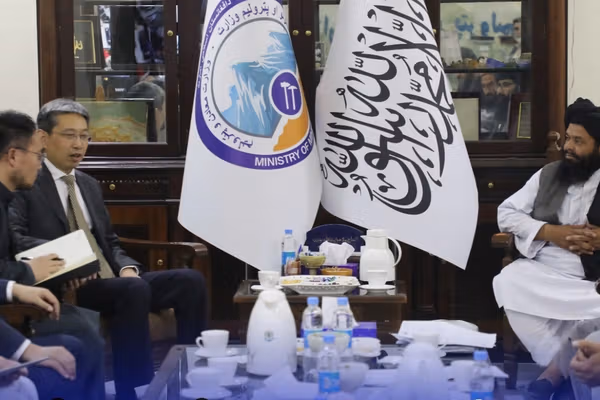 طالبانو له چینايي کمپنیو نه د عینک مسو کان د تړون د «جدي پلي کولو» غوښتنه کړې