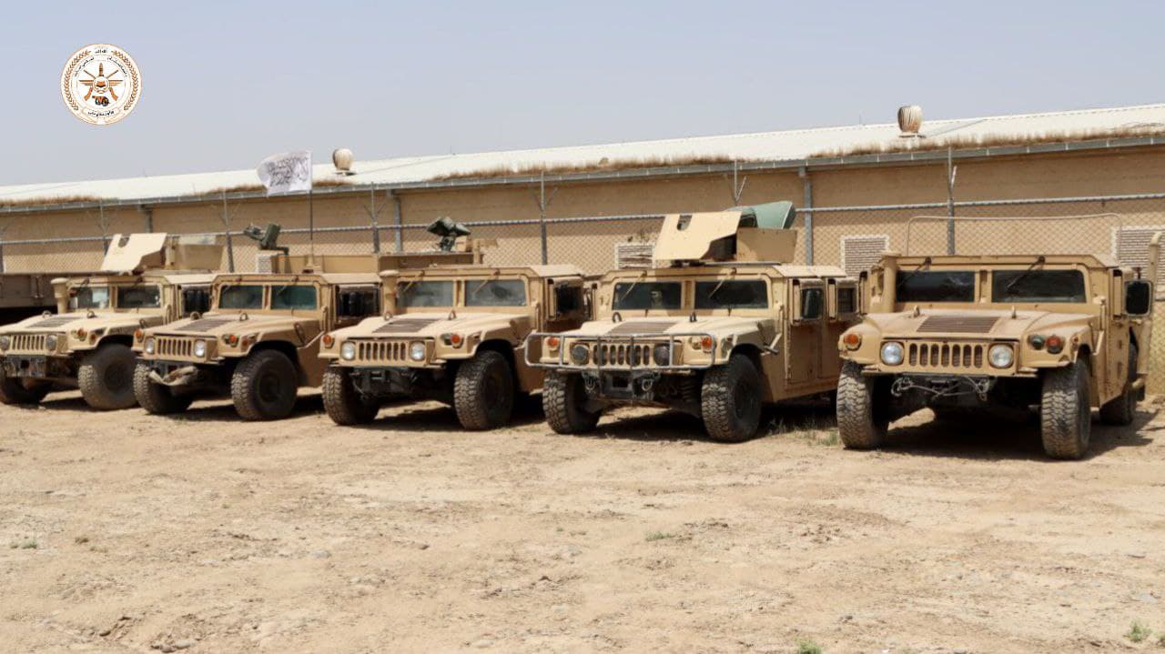 طالبان وایي په شپږو میاشتو کې  ۱۱۲۷ پوځي موټر او ۱۲۵ ميله وسلې ترمیم شوي دي