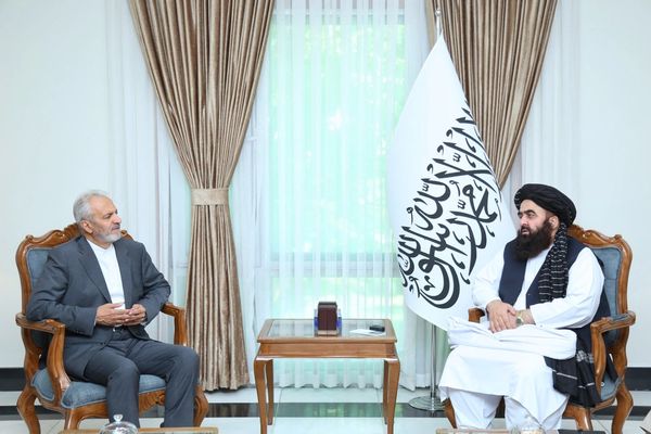 د متقي او بیکدلي لیدنه؛ طالبانو له ایران نه د افغان کډوالو د تدریجي ستنولو غوښتنه کړې