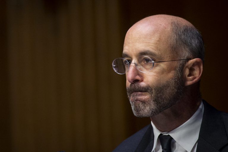 رابرت مالی، نماینده ویژه رئیس‌جمهور امریکا در امور ایران در دانشگاه پرینستون تدریس می‌کند