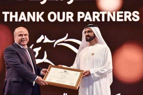 افغان پانګهوال د متحده اماراتو د «بشردوستۍ» مډال ترلاسه کړ