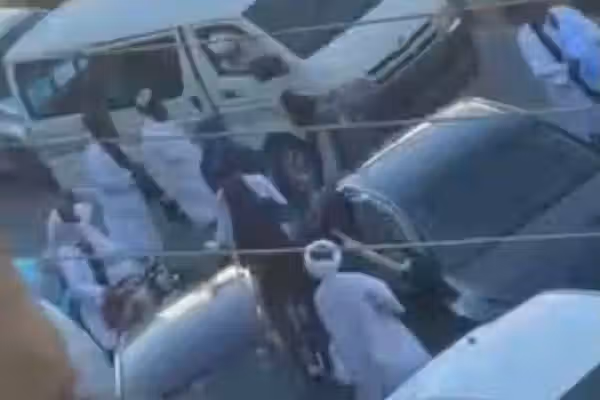 طالبانو په هرات کې د حجاب په پلمه پنځه ښځې نیولې دي