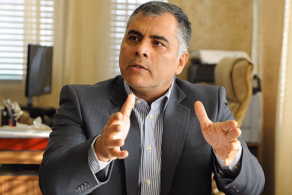 د ایران د نفتو وزیر: د تېلو په پلورلو کې کومه ستونزه نهلرو