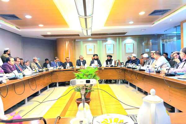 طالبان وايي له بنګلهدېش سره په قانوني او منظم ډول د درملو سوداګري پيلوي