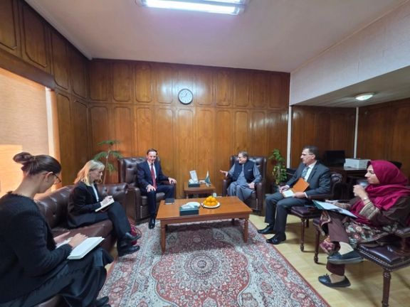 د پاکستان او برېتانیا ځانګړو استازو له پولو هاخوا د «ترهګریزو بریدونو» په تړاو خبرې کړې دي