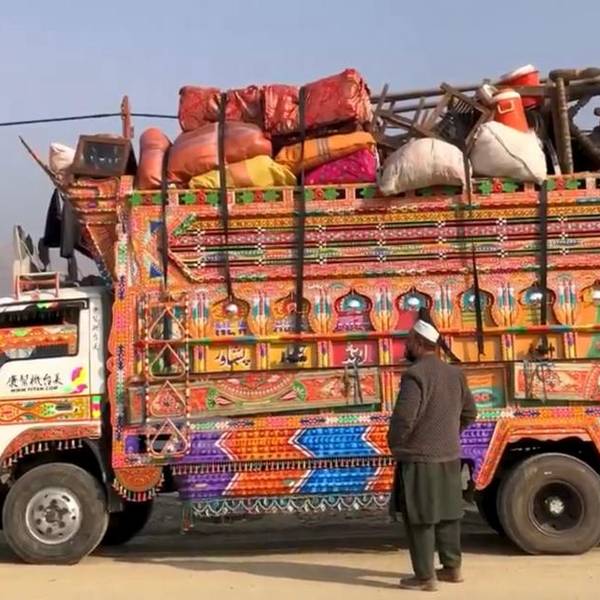 د افغان کډوالو اېستل؛ تازه له ایران او پاکستان نه تر ۸۰۰ ډېرې کورنۍ افغانستان ته ستنې شوې