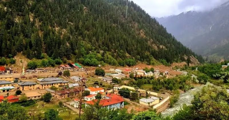 باشندگان نورستان خواستار بازگشایی راههایی شدند که پاکستان بسته است ...