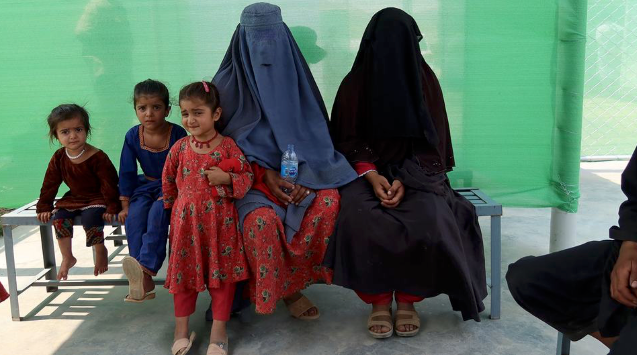 ملګري ملتونه: د هغو ښځو او نجونو ځانګړی ملاتړ کوو چې بېرته افغانستان ته ستنېږي