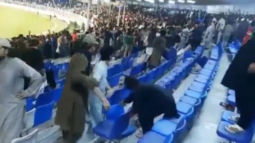 کریکت بورد پاکستان می‌گوید از رفتار هواداران تیم ملی کریکت افغانستان شکایت می‌کند 