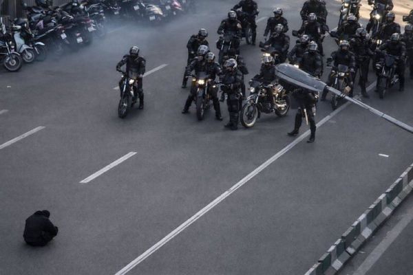 سومین روز اعتراضات در ایران با شعار «مرگ بر دیکتاتور»